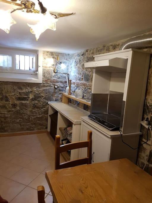 Taverna Abitazione A 15 Km Da Firenze Prato  Luaran gambar