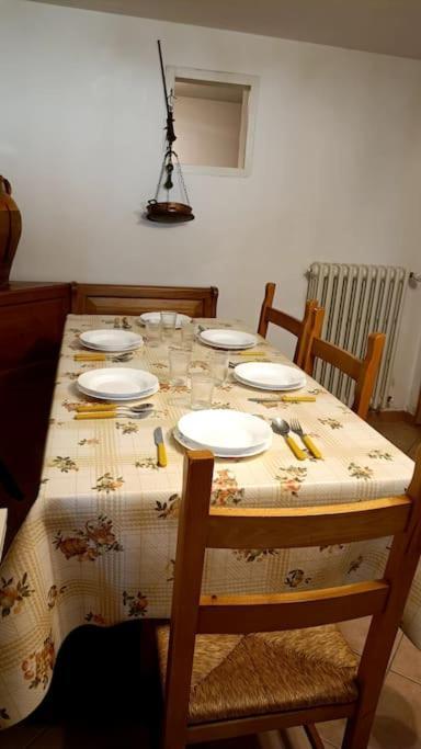 Taverna Abitazione A 15 Km Da Firenze Prato  Luaran gambar